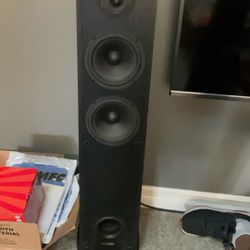 Pair Polk Audio Floor  Speaker