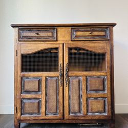 Wine Cabinet