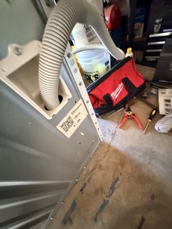 GE STACKED Washer & Dryer - GAS