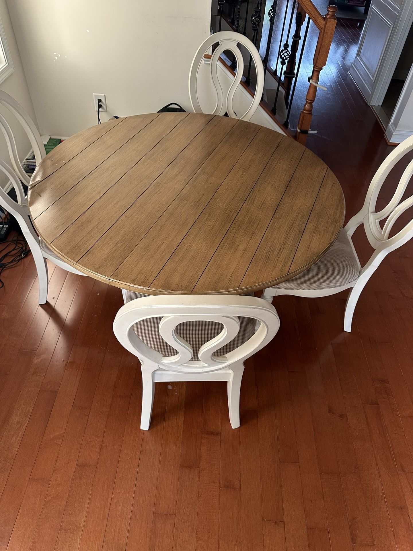 Dining Room Table With Chairs