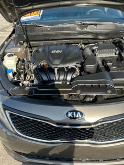 Limpio Kia optima 2014