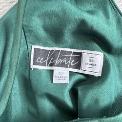 David's Bridal DB Studio Bridesmaids Green Long Dress for Sale in Kent, WA  - OfferUp