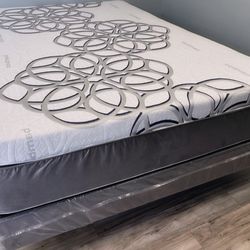 Full Sky Comfort Bamboo Cool Gel Memory Foam Mattress!!