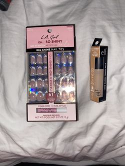 L.A girl short nails and Elf camo Concealer 