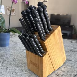 Knife Set / wood block with knives ( cuisine de Frace ) / kitchen knives 