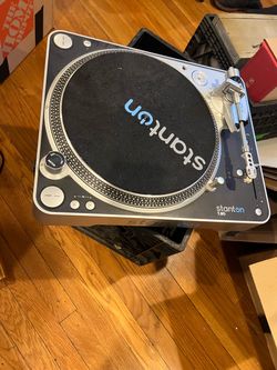 Stanton T80 turntable