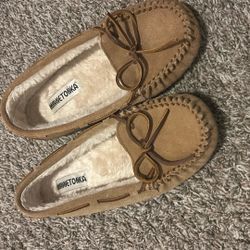 Minnetonka Slippers