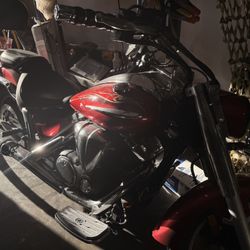 2009 Red Yamaha vstar 950