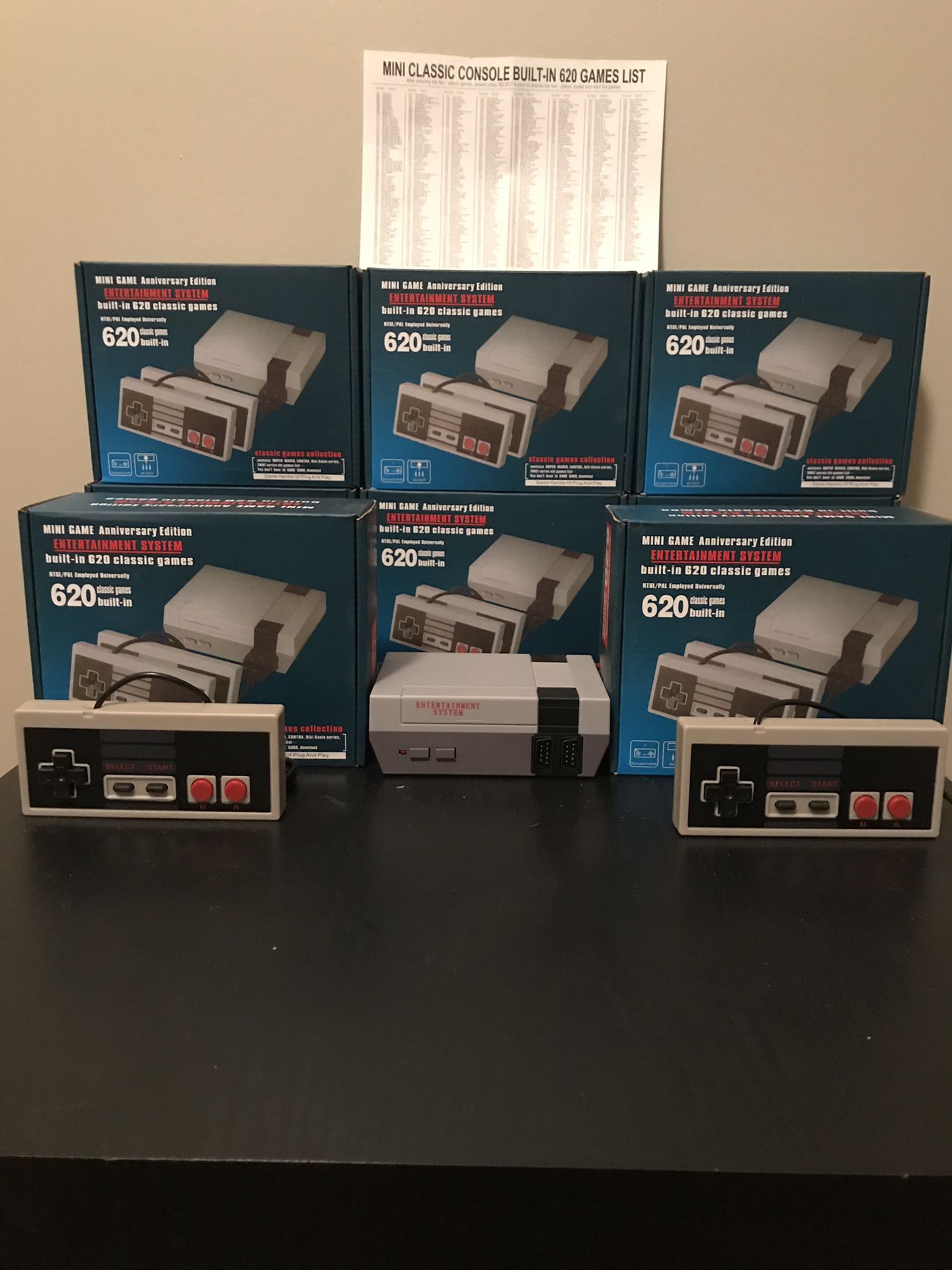 (Affordable Gifts) Nintendo Mini! Over 400 classic games in one!!