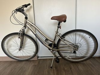 Schwinn Clear Creek bike