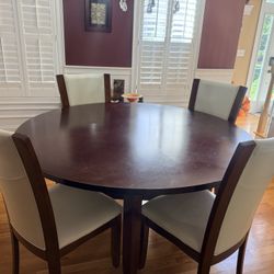 60” Round Table With 4 Chairs