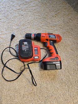 Power Drill - Black & Decker Firestorm 14v