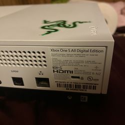 Xbox One S Digital 1TB + CoD Cold War (Read Description)