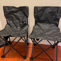 2 Folding Chairs – Portable & Easy Storage