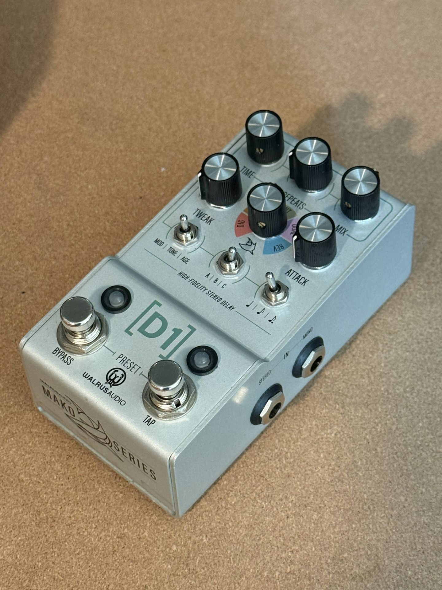 Walrus Audio Mako Series D1 Delay Pedal