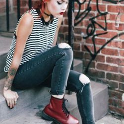 🎀$148 Size 7/8 NEW w/box Badass Dr. Martens Zavala 🎀💎