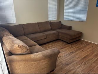 Brown Sectional Couch from Living Spaces - Reduced Price! Must go today!