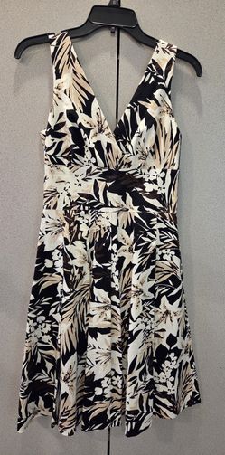 White House/Black Market Size 0 Dress