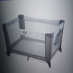 Graco Pack'play Portable Playpen.  Like New!!! Used 2 Tomes When Traveled
