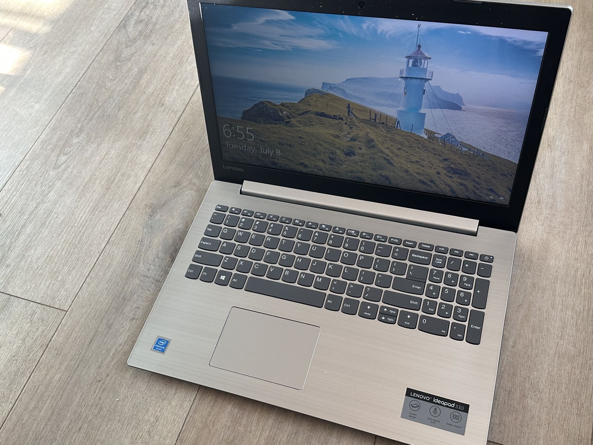 Lenovo windows 10 laptop great condition tested working