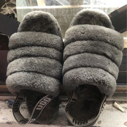 Ugg Fluffy Slippers