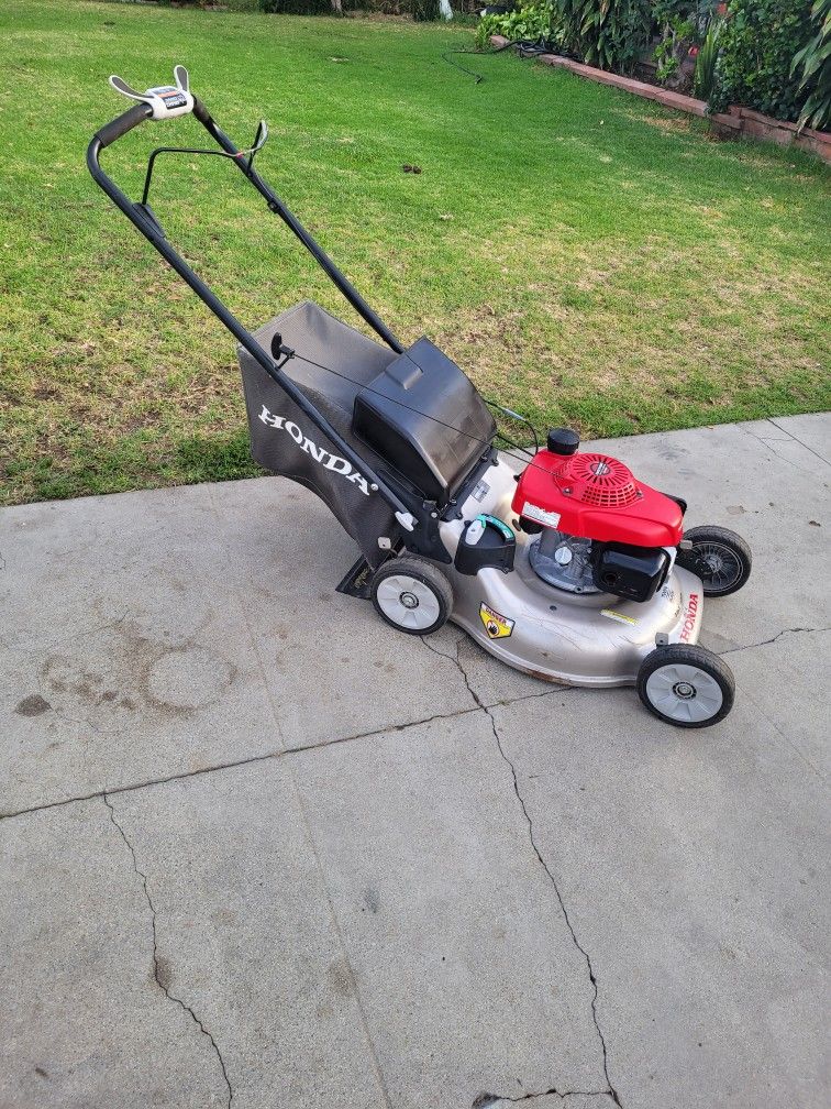 HONDA Lawn Mower