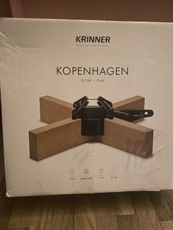 Krinner’s Christmas Tree Stand -Oak