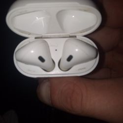 Apple Air pods 2nd Gen Used Only Three Times