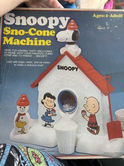 Snoopy Snow Cone Machine 