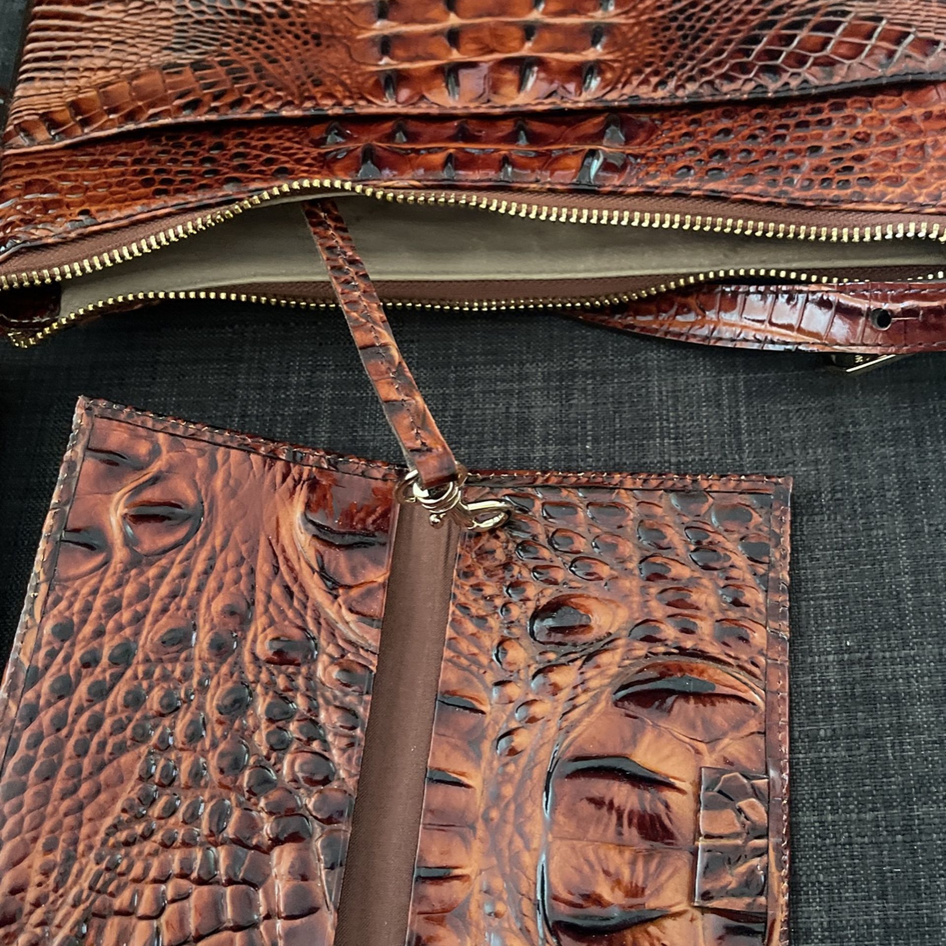 Brahmin Shoulder Purse With Wallet And Checkbook Cover for Sale in  Indianapolis, IN - OfferUp