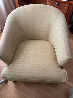Upholstered Tub Chair with Swivel Base