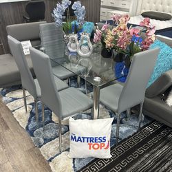Dining Set Clear Top 4 Chairs ( Only 39 Down)