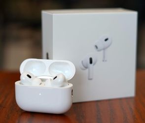 AirPods Pro 3 Sealed in Box