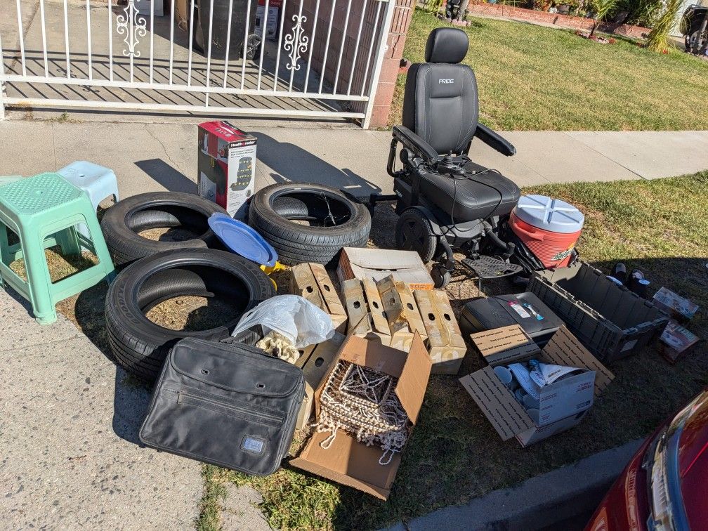 CURB ALERT 7/1 - Near Norwalk Town Square