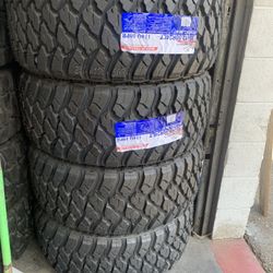33X12.50R20 SET OF 4 Tires With Installation And Balance 