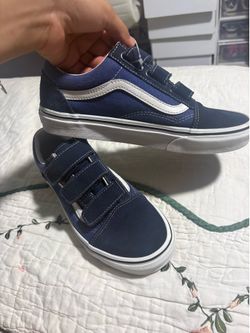 Women’s vans navy and blue size8.0