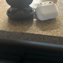 AirPod Pros & Wireless Black Tw Earbuds