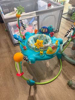 Baby bouncer