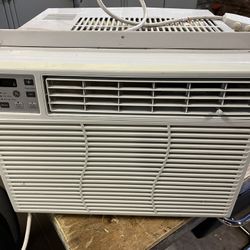 GE 10,000 BTU AC