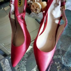 Ladies Shoes Size 8