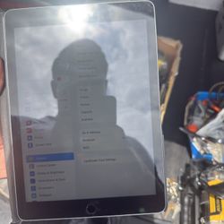 iPad 6th Generation 4 In Stock
