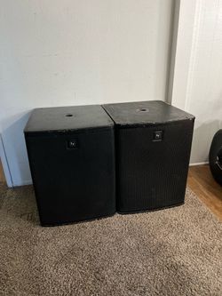 Electro Voice 18” sub