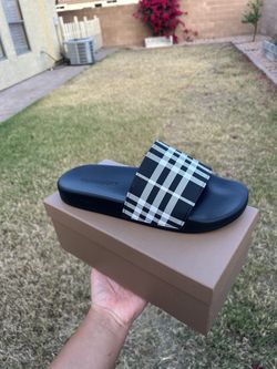 Burberry slides