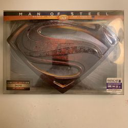 Man of Steel (Blu-ray/DVD/3D) Limited Edition Collector’s Set