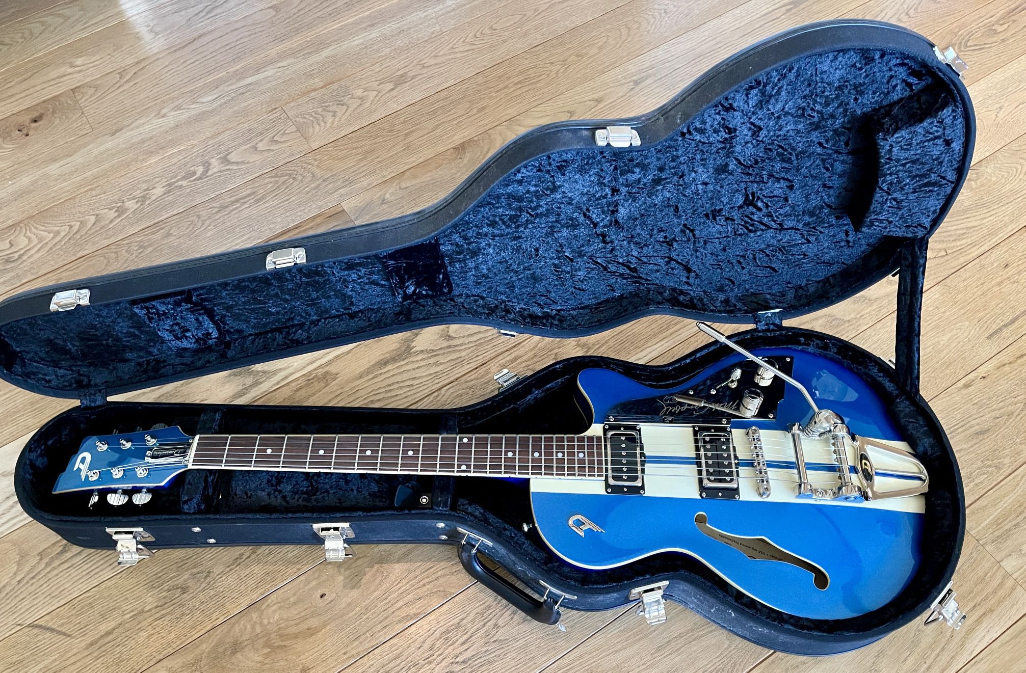Mint Condition Duesenberg Starplayer TV Mike Campbell Edition Electric Guitar - Lake Placid Blue