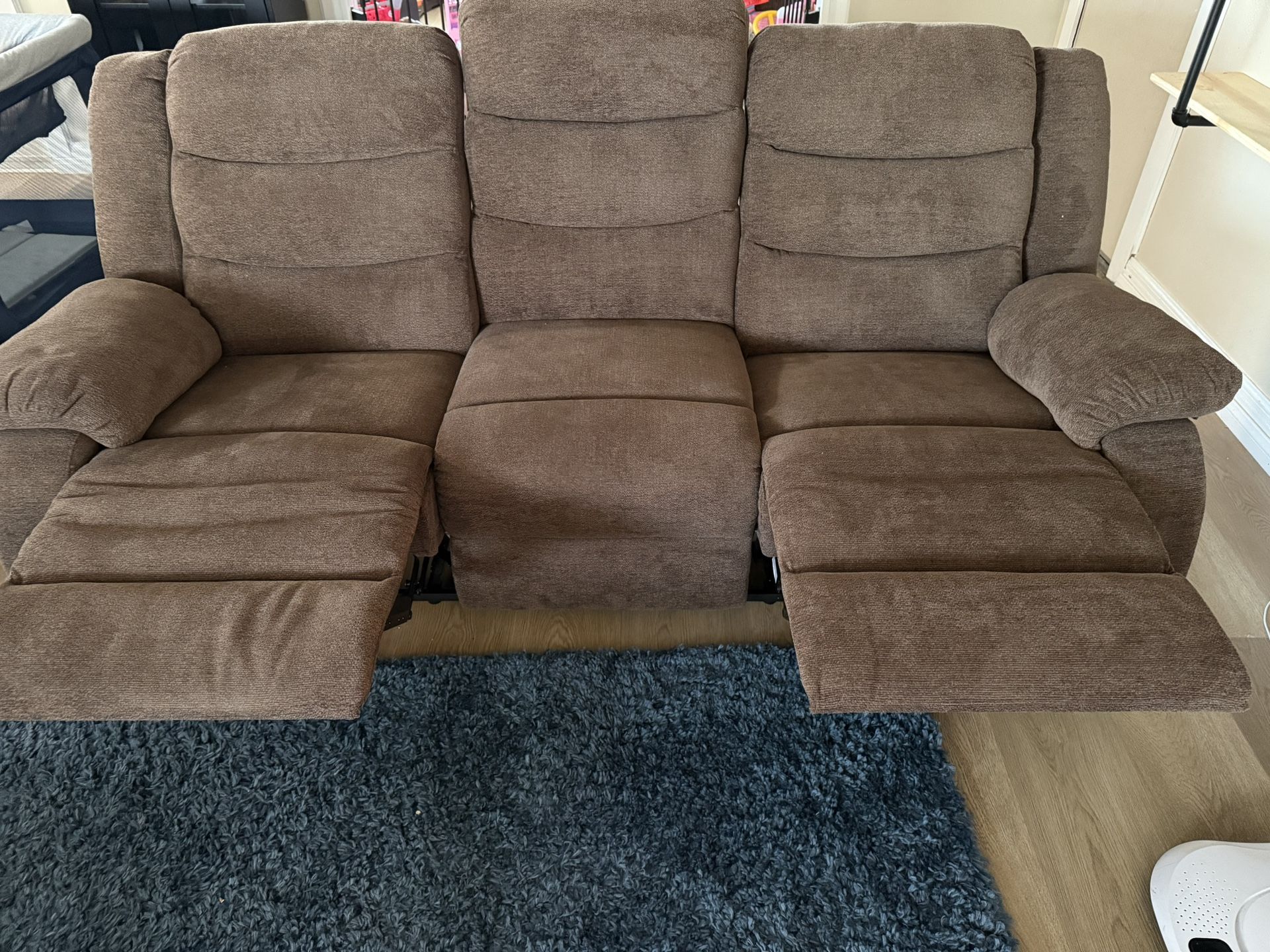 MOR Reclining Couch