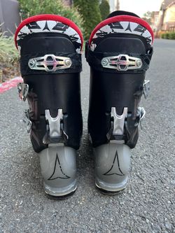 ATOMIC WAYMAKER 80 SKI BOOTS 26/26.5 Mens for Sale in Pleasanton