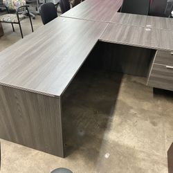 L Shaped Desk 