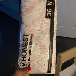 Honest Diapers (36 Diapers) Newborn