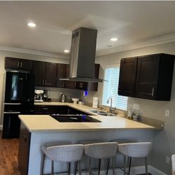 Used Kitchen Cabinets - Uppers And Lowers